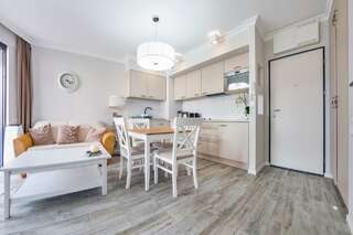 Апартаменты Apartamenty Sun & Snow Horyzont Мендзыздрое Апартаменты с террасой-4