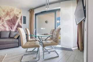 Апартаменты Apartamenty Sun & Snow Horyzont Мендзыздрое Апартаменты с 1 спальней и частичным видом на море-9